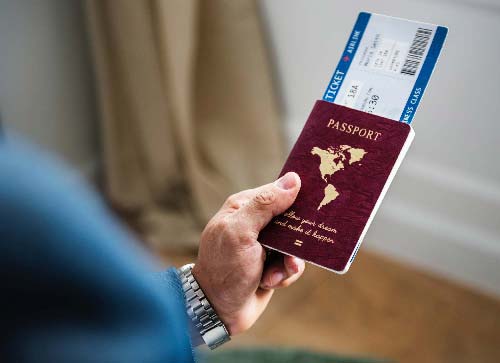 Extranjero con pasaporte y visa Española