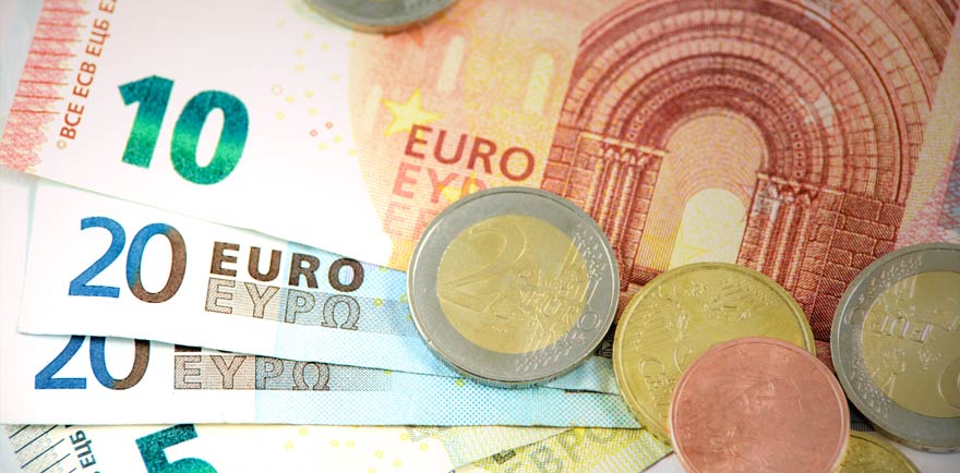 Euros en billetes y monedas